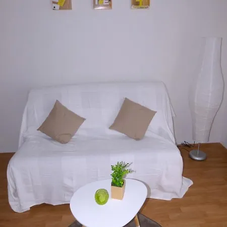 Services Le Karousel * Вир
